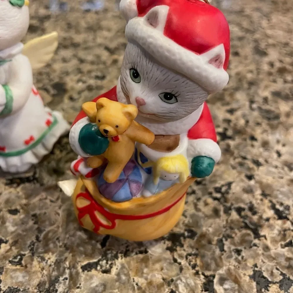 Sir Lanka Vintage Cat Ornaments and a 1981 Cat Porcelain Trinket Dish Ha…